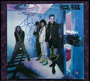 GFA All Shook Up * TRUCCO ECONOMICO * Album disco firmato C3 PROOF COA - Foto 1 di 2