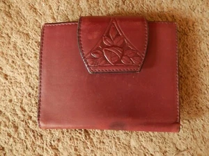 ROLFS Wallet Womens Genuine Leather Floral Etch Card Insert Brown Coin Holder - Picture 1 of 10
