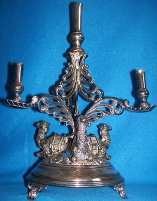 CAMELLOS EPERGNE CHAPADOS EN PLATA WALKER & HALL RENACIMIENTO EGIPCIO GC Foto 1 de 4
