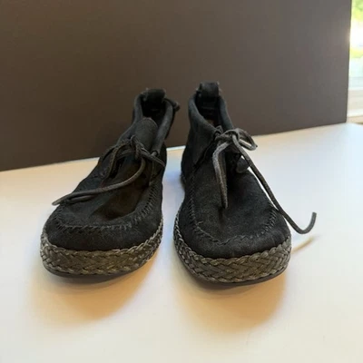 Ugg Woodlyn 黑色麂皮绒高踝莫卡辛鞋 Chukkas 女式 8 EU39 1094814 — 第 1/4 张图片