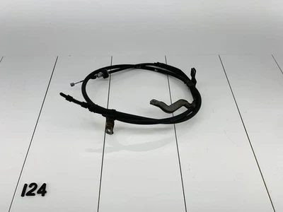 CABLE FRENO ESTACIONAMIENTO LADO PASAJERO TRASERO DERECHO TRACCIÓN DELANTERA 14-18 KIA FORTE OEM Foto 1 de 4
