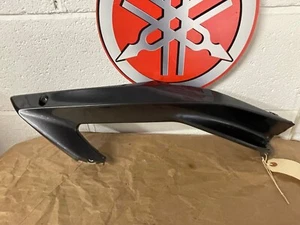 YAMAHA R6 FAIRING R6 SIDE PANEL R6 2CO FAIRINGS R6 2C0 PLASTICS R6 BODY WORK - Picture 1 of 6