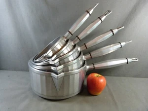5er Set französische Art Deco Kochtöpfe aus massivem Aluminium mit Ausgießer, 30er Jahre - Bild 1 von 16