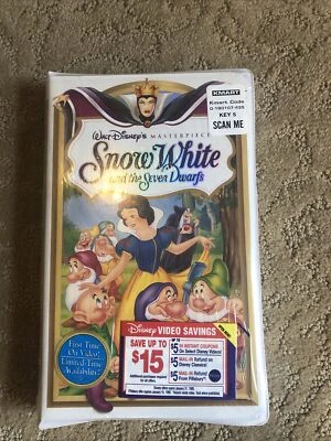 Snow White And The Seven Dwarfs (VHS) Vintage Kmart  1994 1st Edition *Sealed* - Image 1 of 4