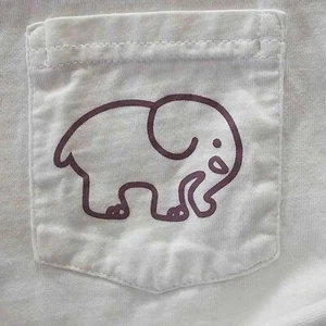 New Women’s Ivory Elle White Elephant T-shirt - Size Small.  - Picture 1 of 6