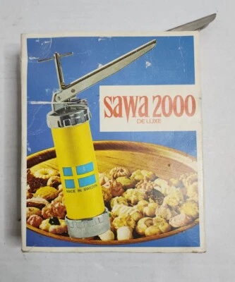 PISTOLA DECORATIVA PRENSA GALLETAS METAL DE LUJO SAWA 2000 VINTAGE SUECIA NO COMPLETA Foto 1 de 4