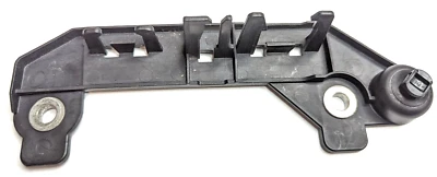 05-11 Audi A6 C6 Engine Bay Cable Holder For Right Front of Water Box 4F0971845M - Image 1 of 2