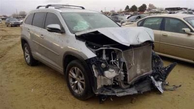 Cilindro maestro de freno usado se adapta a: Toyota Highlander 2015 grado A Foto 1 de 4