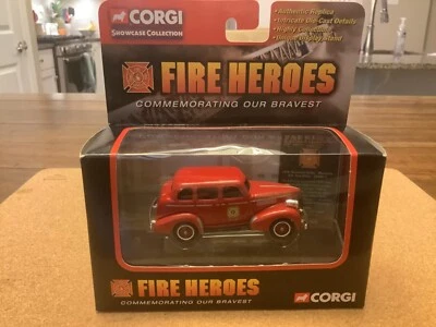 Corgi Fire Heroes - 1:64 - CS 90013 - Memphis F.D. Chevrolet Fire Chief sedán Foto 1 de 4