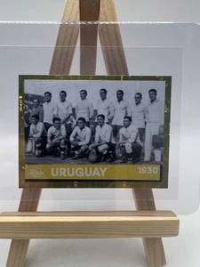 2022 Panini FIFA World Cup Qatar Stickers Gold Uruguay 1930 Team Photo #FWC 19 - Picture 1 of 10
