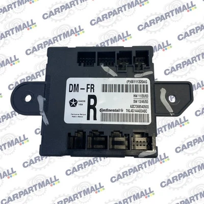 Módulo de control informático puerta delantera derecha Chrysler 200 2015-2017 68111320AG Foto 1 de 4