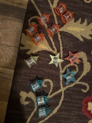 Jaula y estrellas de plástico vintage Heat Spinner Twinkler adornos navideños años 50 Foto 1 de 4