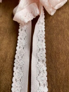 20/5 meter Best Quality polyester Stretchable Lace Trim LIGHT PEACH 1.5CM - Picture 1 of 3