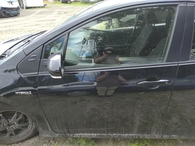 21 TOYOTA PRIUS Front Door Drivers Side - Изображение 1 из 3