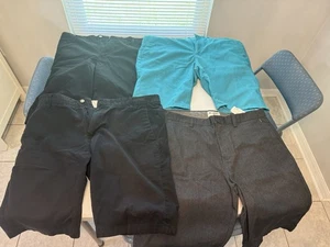 4 Men 34 Shorts 3 Volcom Corpo Class & Billabong Skate Modern CLEAN Little Used - Picture 1 of 7