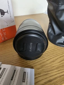 Sony Vario-Tessar E 16-70mm ZA OSS f/4 E-Mount Optical Steady Shot Lens - Picture 1 of 14
