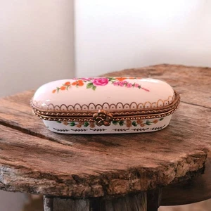 Vintage Del Prado Trinket/Pill Box/Ring Gold Trim Floral Design Signed e. p.03 - Picture 1 of 18