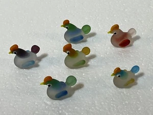 Lote de seis estatuillas de pollo de vidrio esmerilado aproximadamente 1x1x0,5 cada una - Imagen 1 de 5