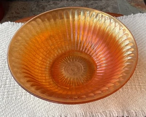 Cuenco acampanado de 9 pulgadas de vidrio imperial "rayos lisos caléndula" - Imagen 1 de 4