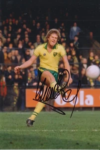 FOTO DE KEVIN BOND FIRMADA A MANO DE NORWICH CITY 6X4 1. - Imagen 1 de 1