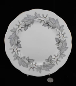 ROYAL ALBERT SILVER MAPLE ALBERT 10 1/2 DINNER PLATE - Picture 1 of 2