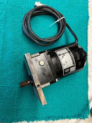 DC gearmotor, 115V, 1/50 hp, 288 rpm, 2.8 lb-in, 1/2" flatted shaft - Image 1 of 3