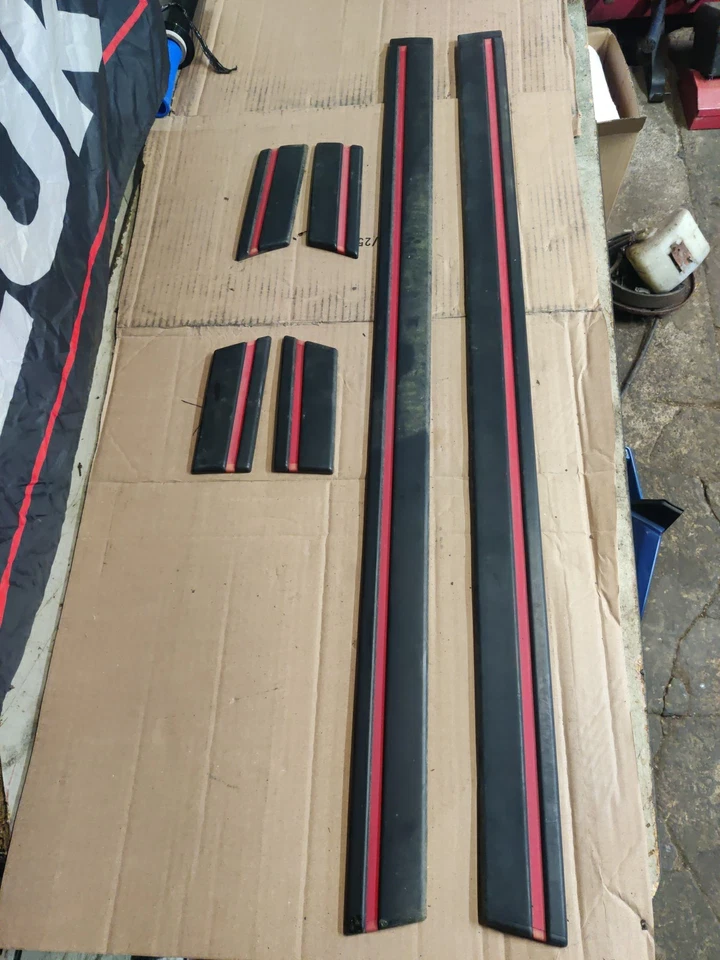 MOLDURA MOLDURA MOLDURA 2 PUERTAS SUZUKI SIDEKICK GEO TRACKER Foto 1 de 1