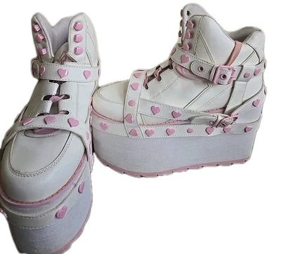 Tênis YRU tamanho 8 QOZMO branco/rosa Slayr plataforma alta - Imagem 1 de 4