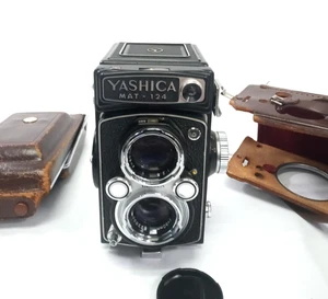 Yashica Mat-124 Film Camera - Picture 1 of 14