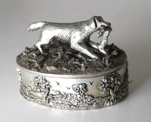 Small Vintage AE Willams Pheasent Retriever Dog Pewter Pill Box England 1990s - Picture 1 of 10