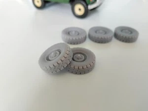 1:32 Britains Wide Land Rover Wheels - 9.00 x 16 Tyre - 24mm x 7mm - Picture 1 of 5