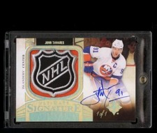 2013-14 Ultimate Logo Parallel John Tavares AUTO SHIELD PATCH 1/1 #SL-TA 