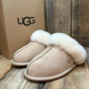 UGG WOMENS SCUFFETTE II SLIPPER SIZE US 5 SUEDE/WOOL ~ SAND - Picture 1 of 14