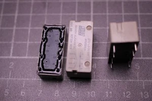 3 Relais Nr476 SDS Matsushita ST2-L2-12V 12V 2Schließer. 380VAC 8A bist.2Spulen - Picture 1 of 1