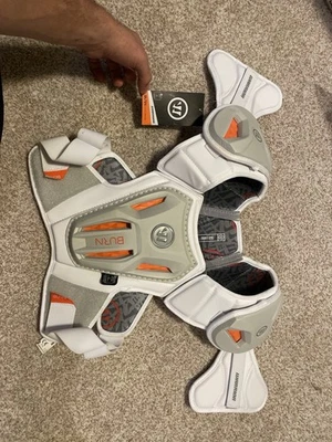 Almohadillas de hombro Warrior Burn Lacrosse tamaño adulto grande protector de pecho blanco Foto 1 de 3