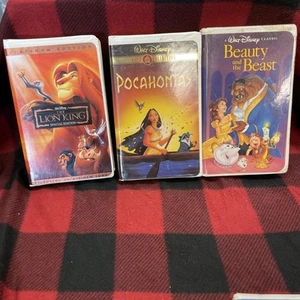 Vintage 3 Walt Disney Vhs Tapes Pocahontas, Lion King , Beauty And The Beast - Picture 1 of 5