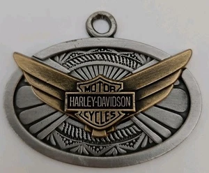 ARNAMENTO DE NAVIDAD HARLEY DAVIDSON UP WING BAR & SHIELD PELTRE EXTREMADAMENTE RARO - Imagen 1 de 4