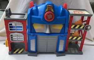 2010 Transformers Rescue Bots Firehouse Playset with Firetruck  - Picture 1 of 17