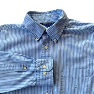 Nautica Shirt Mens Size M Button Down Long Sleeve Blue Striped 100% Cotton - Picture 1 of 9