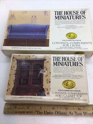 Набор мебели для кукольного домика Xacto House Of Miniatures из 2 шкафов и диванов 1977 - Изображение 1 из 4