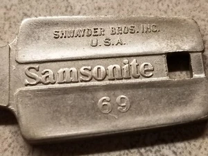 1 Vintage Swayder Bros. SAMSONITE Sillouette Luggage Suitcase Key 69 - Picture 1 of 3