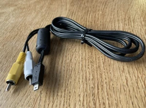 TV Video Cinch Kabel für Panasonic DMC-FX30 DMC-FX33 DMC-FX55 DMC-FZ18 DMC-FZ8 - Bild 1 von 2