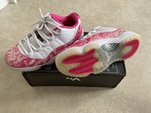 Air Jordan 11 basse. Pelle di serpente a sonaglio. Demo Ex Negozio. Regno Unito 6. Rara per Regno Unito