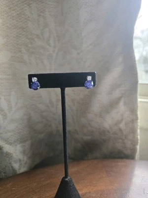 Aretes de plata de ley enchapados en rodio circonita cúbica azul y blanco Foto 1 de 4