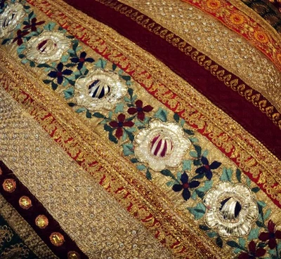 24" ANTIQUE HOME DÉCOR SOFA DEOCR SARI BRANDED GIFT THROW CUSHION PILLOW COVER - Image 1 of 4