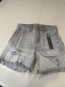 Tractr Brittany Girls Shorts Sz 6/28 Blue Denim Slim Fit Mid Rise Distressed NWT - Picture 1 of 10