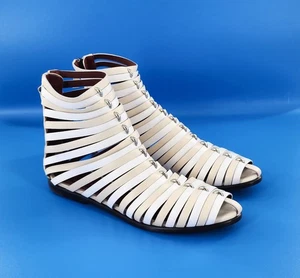 MISSONI NWOB $848 Strappy Leather Flat Sandals White Cream Size 38 8 - Picture 1 of 9