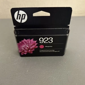 HP 923 Magenta Standard Yield Ink Cartridge (4K0T1LN) OCT 2026 - Picture 1 of 5