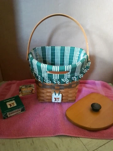 Longaberger 1998 Green Glad Tidings W/ Lid,  Tie On & Box, Fabric And Cover