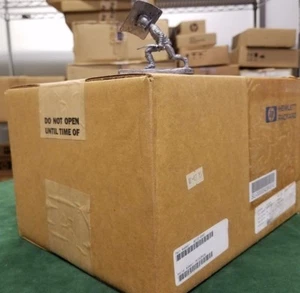 HP AD122A (AD122-69001) - HP INTEGRITY ITANIUM 2 1.4GHz/12MB DUAL CORE CPU - Picture 1 of 2